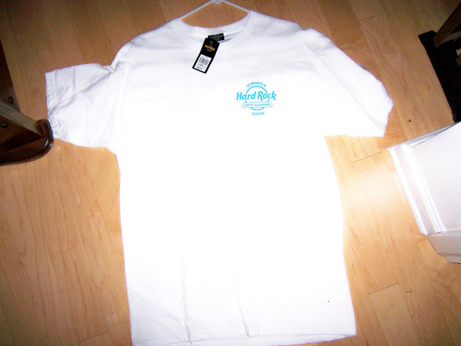 Hard Rock Shirt White With Blue Logo Large BNK1565