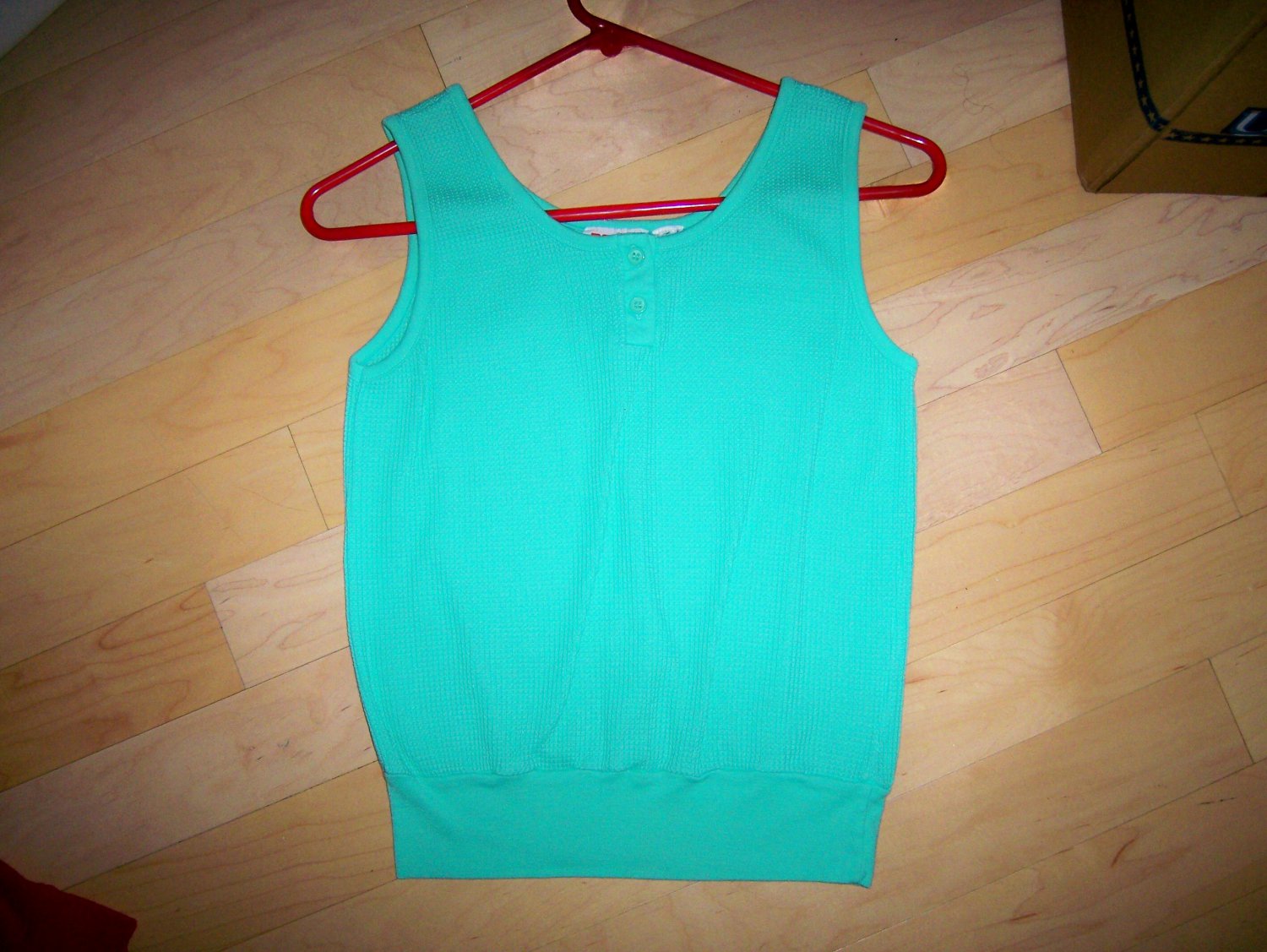 Ladies Tank Top Green Size 10 BNK1623