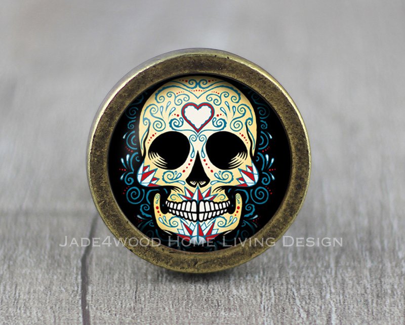 Gothic Skull Glass Cabochon Bronze cabinet Dresser Knobs pull / Dresser Pull