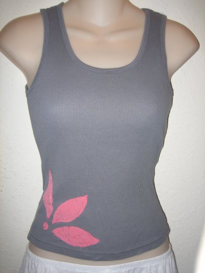 Gray with pink flower Tee