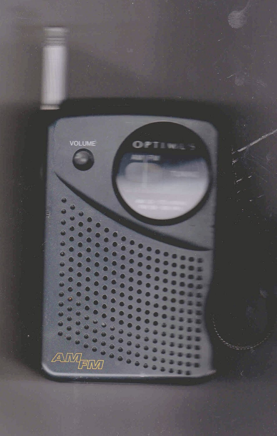 Optimus Handheld Radio AM/FM Portable Audio Radio Shack