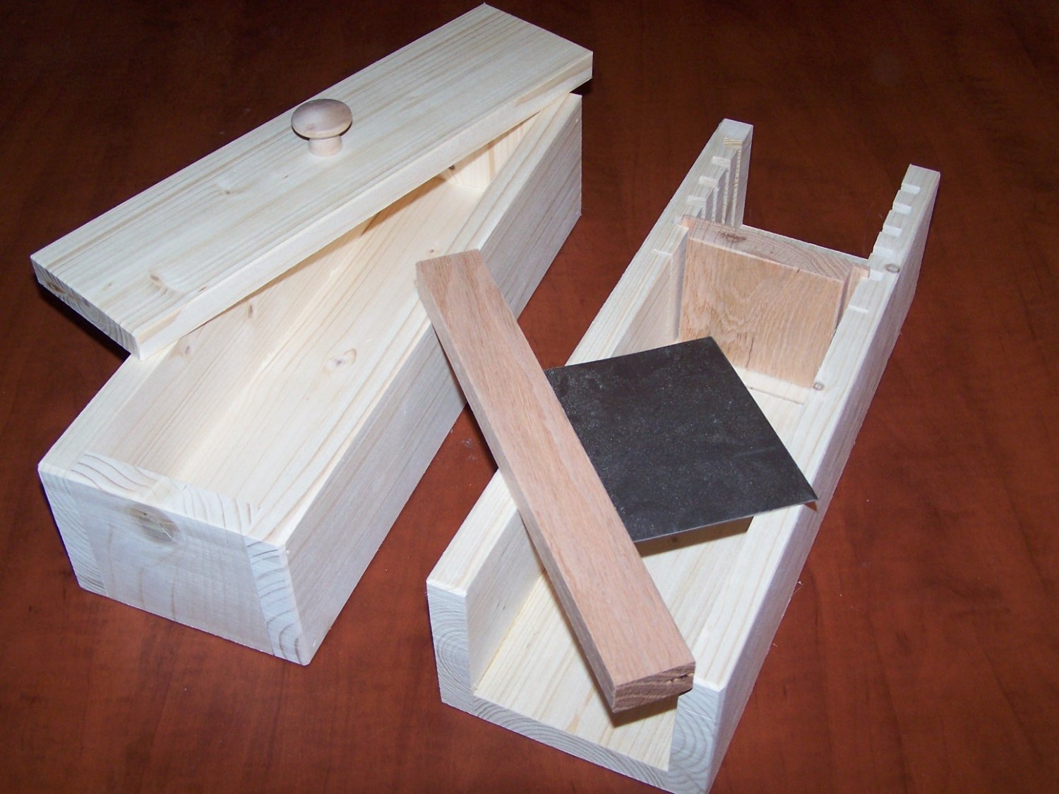 WOODEN SOAP MOLD TO MAKE 4-5 LB LOAF / CUTTER SLICER