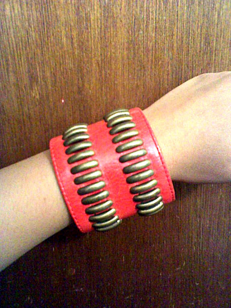 Pink cuff/bracelet