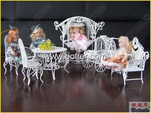 Iron Wire Craft White Courtyard Set