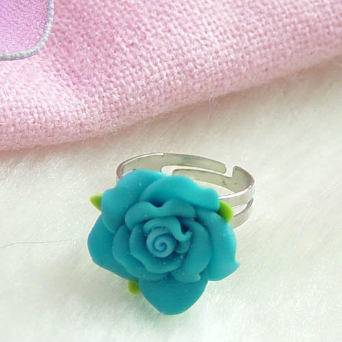 loving chinaware flower ring