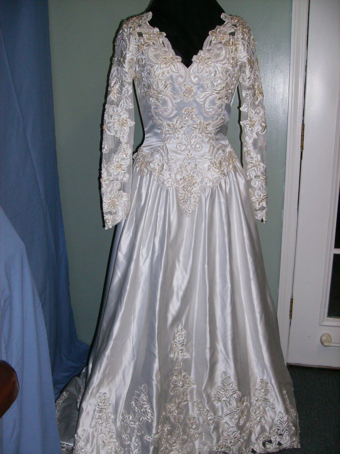 candlelight bridal & formal