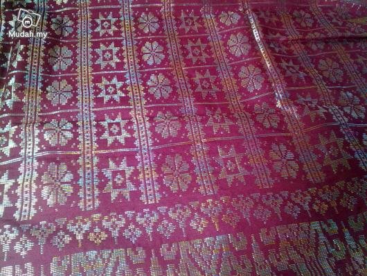 Gold Thread Songket (Brocade)