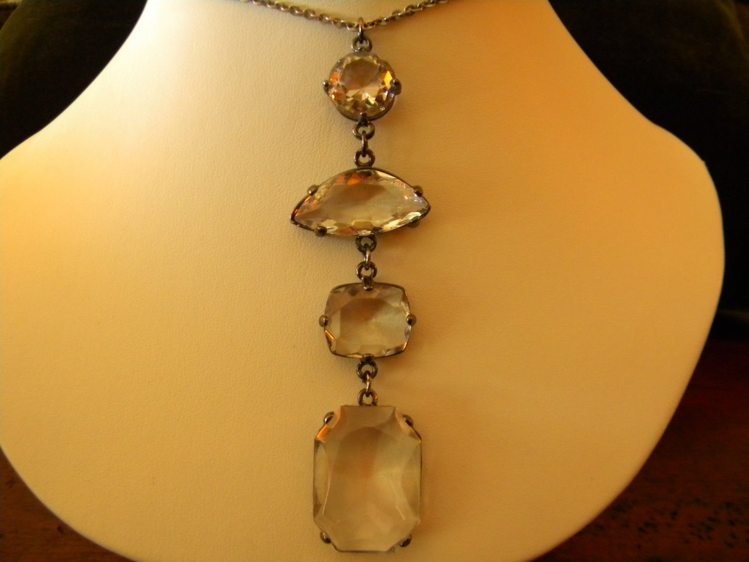 CHICO'S ESTEVEA NECKLACE