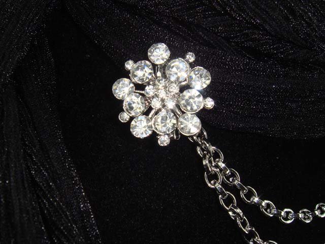 Vintage style Rhinestone Scarf Sweater chain clip PI66