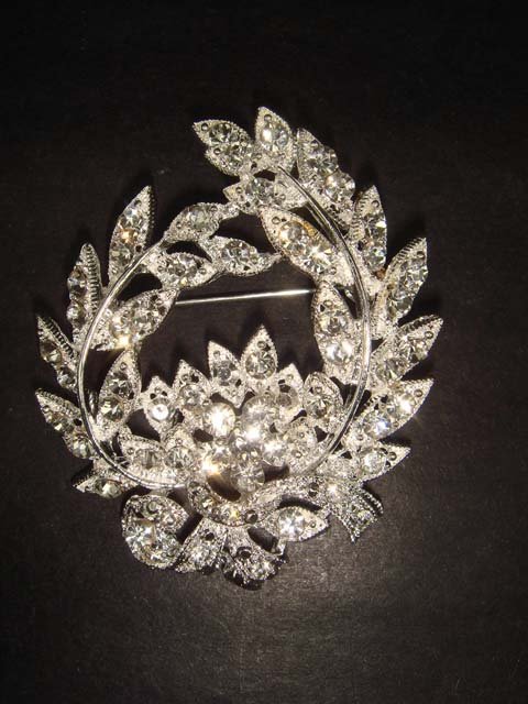 Bridal wreath Vintage style Rhinestone Brooch pin Pi269
