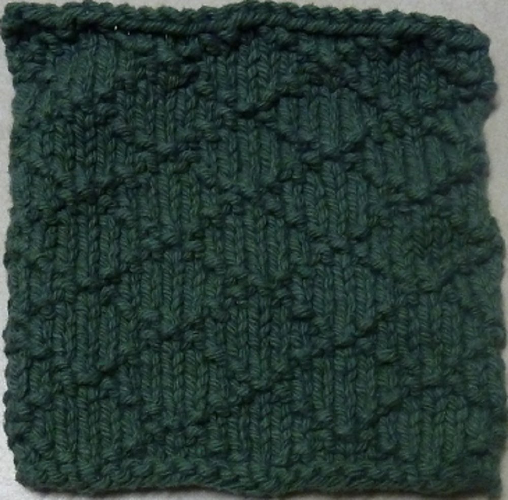 Knitted Serviette Pattern: Delightful Diamonds