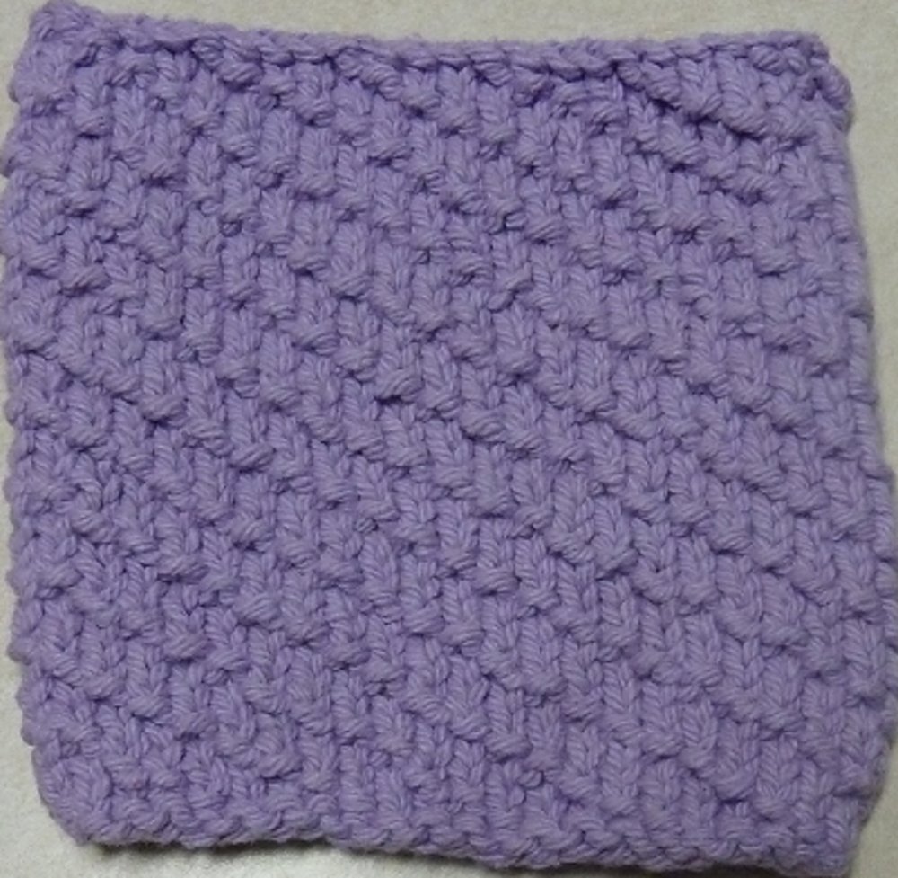 Knitted Serviette Pattern: Dazzling Diagonals