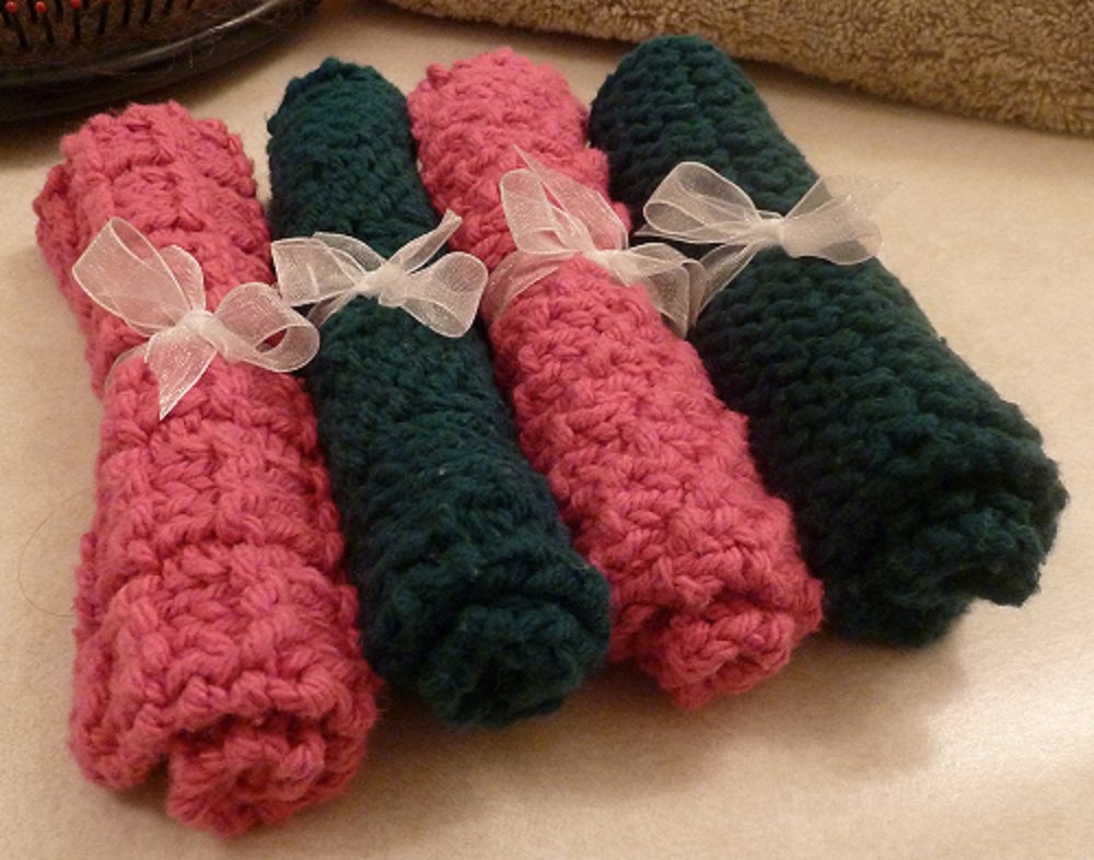 Pink and Dark Green Slightly Damaged Serviettes