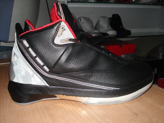 Mens Jordan XXII in Black/Red