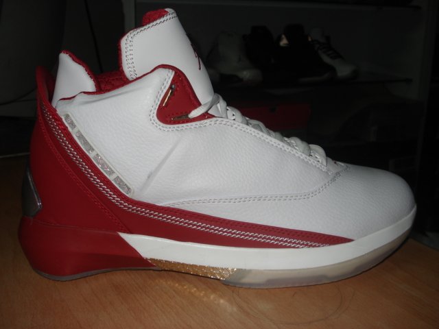 Mens Jordan XXII in White/Red