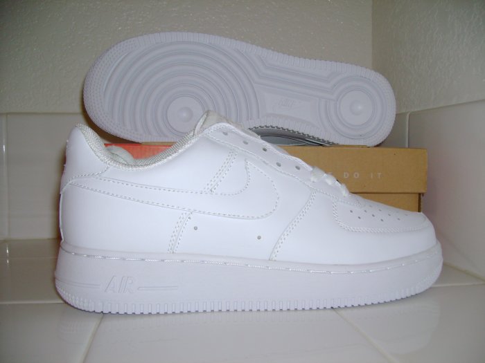 Air Force 1 White/White size 9.5 Mens