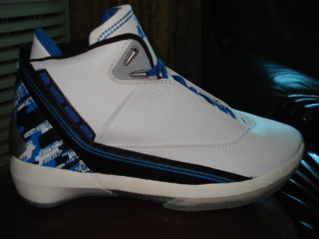 Mens Jordan XXII in Black/Blue