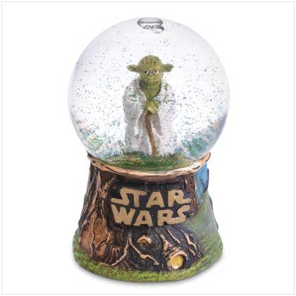 Master Jedi Yoda Mini Snowglobe - 37355