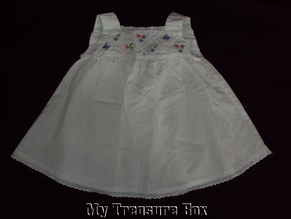 BONNIE BABY Adorable 12 M White Summery Dress/Top