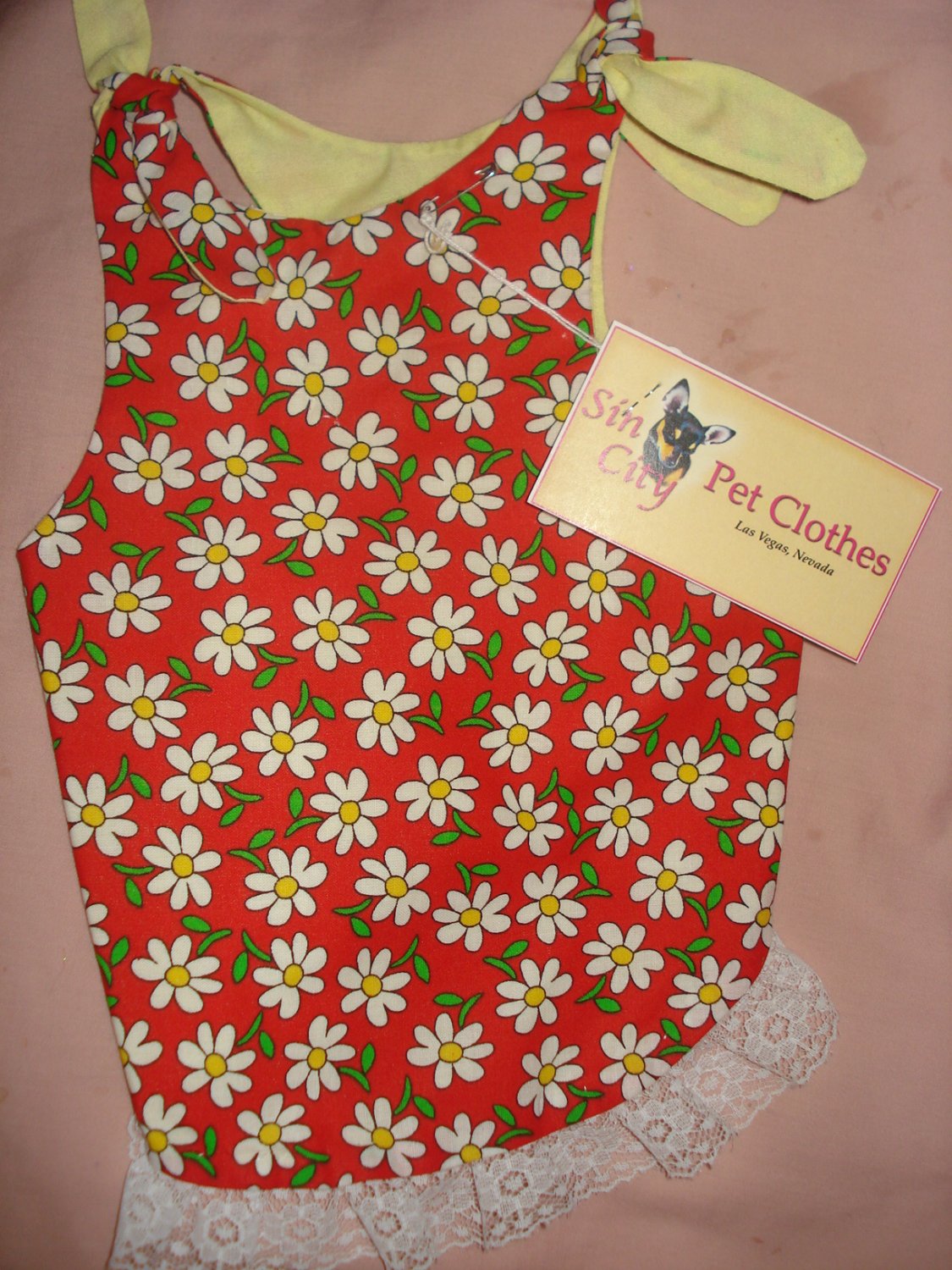 Medium REVERSABLE pet dress in red with white daisies and lace trim - dd04