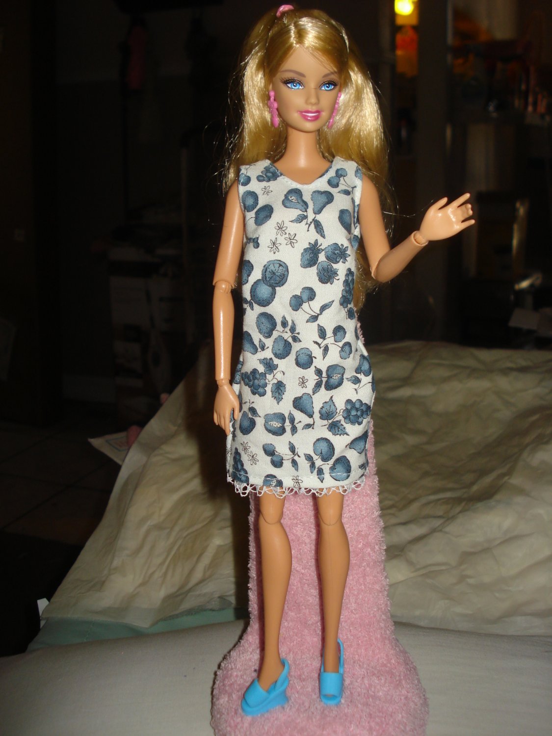 Blue and white floral short dress with lace for Barbie Dolls - ed70