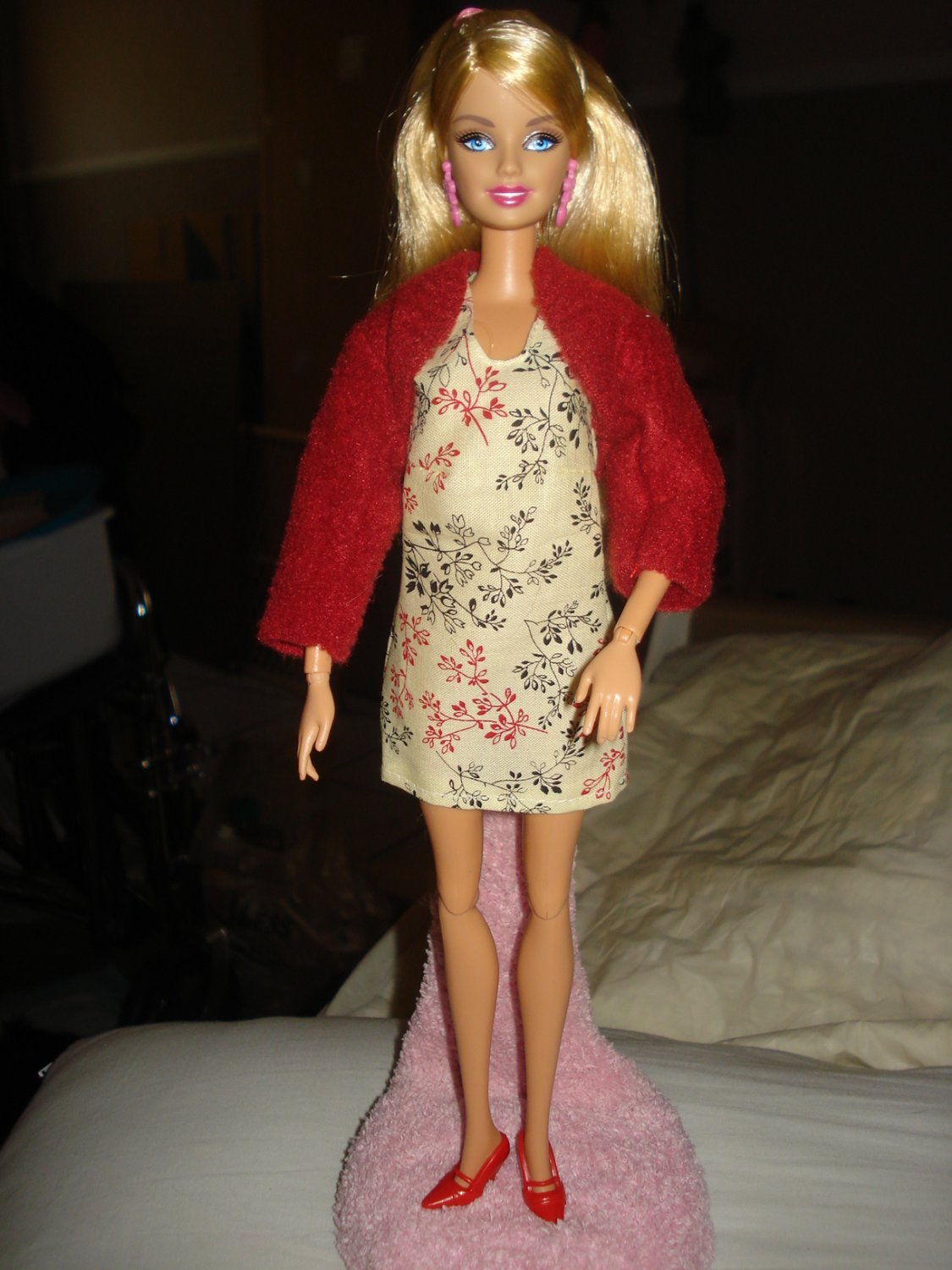 Short beige print dress and maroon jacket for Barbie Doll - ed50