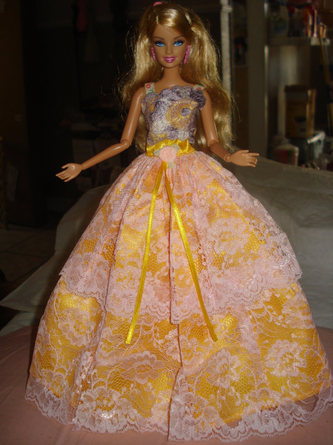 Silkstone Barbie formal in beautiful Bright Yellow - ef04