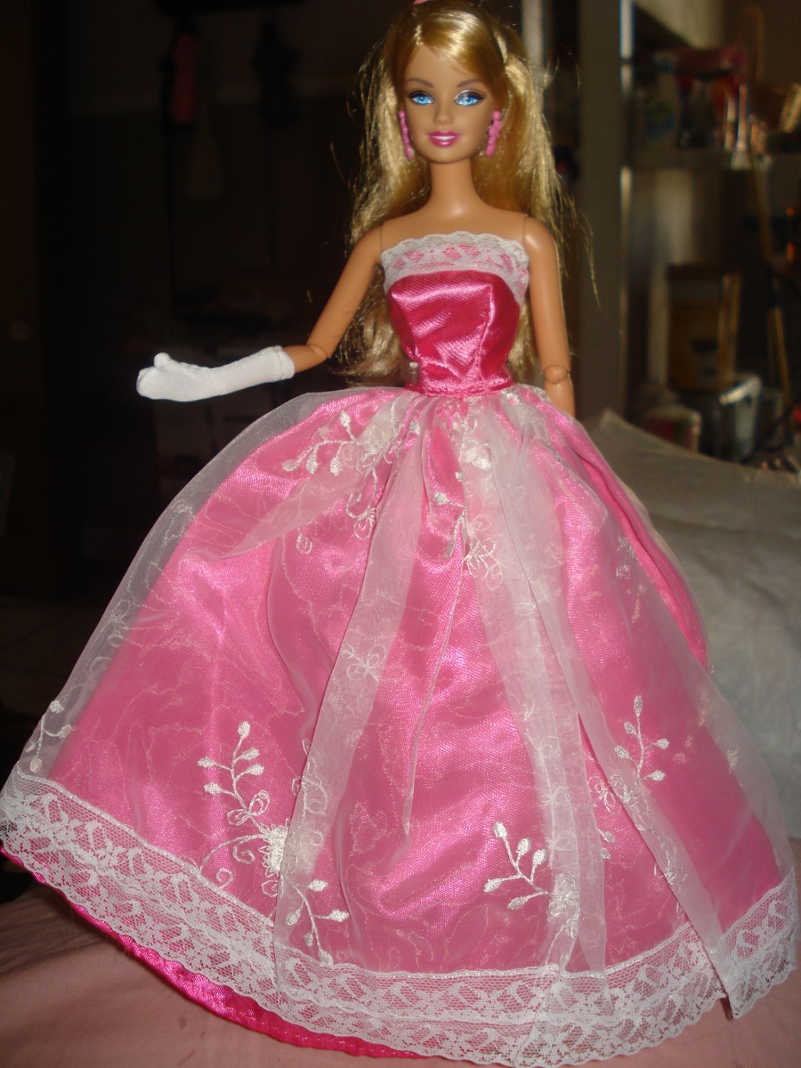 Silkstone Barbie hot pink and white lace formal dress - ed35