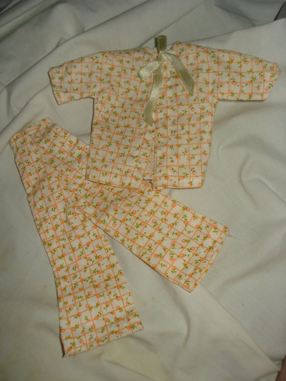 Vintage handmade Barbie Doll pajamas - ev03