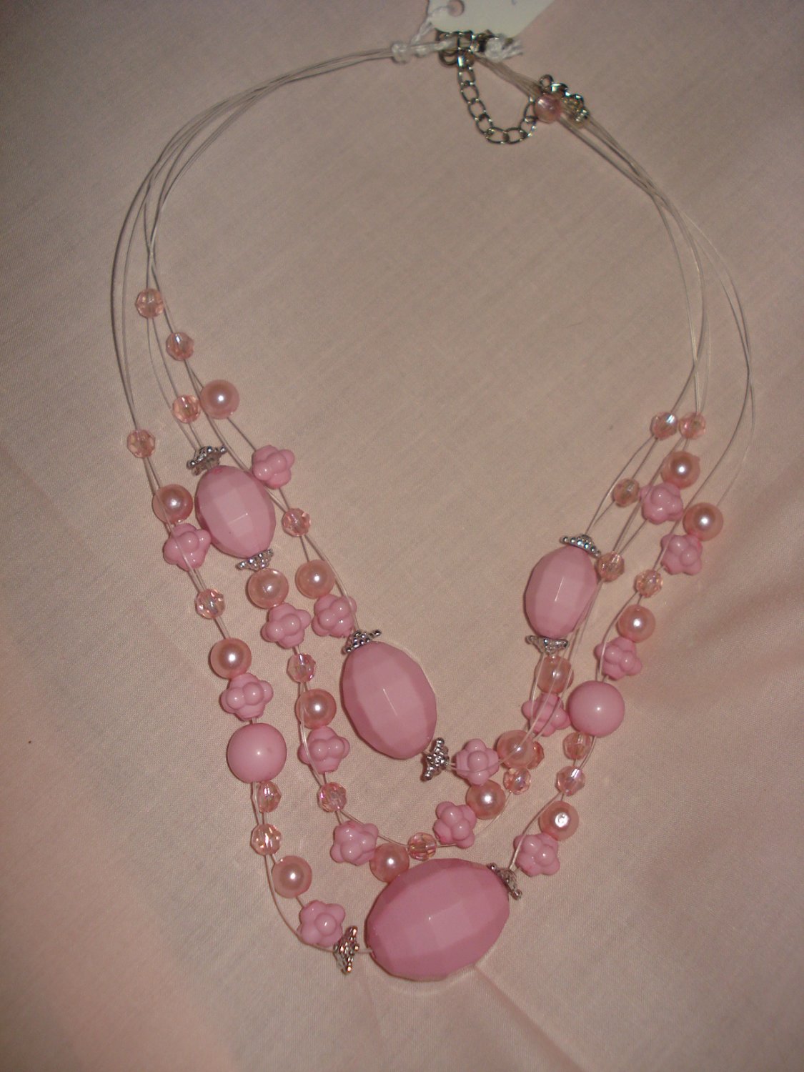 Beaded pink multi-strand 18-inch necklace - eg12