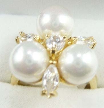 Pearl Crystal Ring size: 7.8.9 free shipping