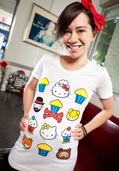 Size L - Johnny Cupcakes x Hello Kitty JC/HK Friendly Faces Girls T-Shirt White