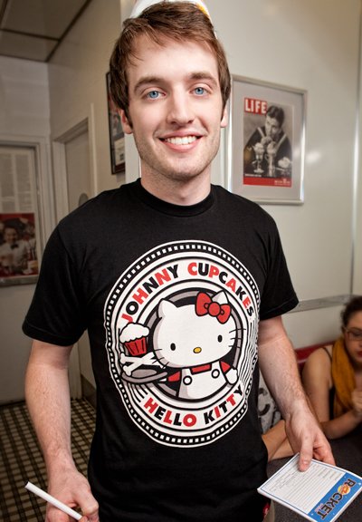 Size XL - Johnny Cupcakes x Hello Kitty JC/HK Waitress Guys T Shirt