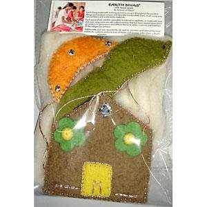 Set Of 2 Felt Wool Ornaments With 8 Feet Of White Wool Garland