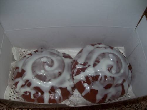 Box of 2 Iced Cinnamon Buns Design Soaps~CINNAMON BUN~