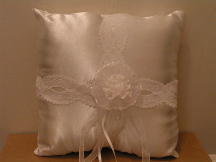 WEDDING/RING PILLOW - FREE SHIPPING