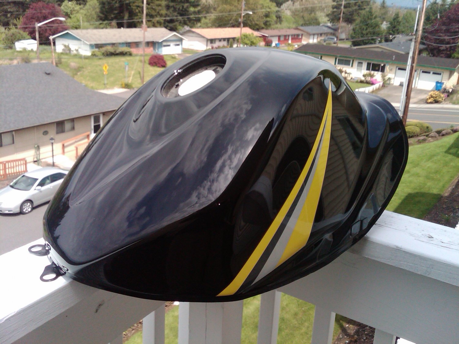 Fuel tank