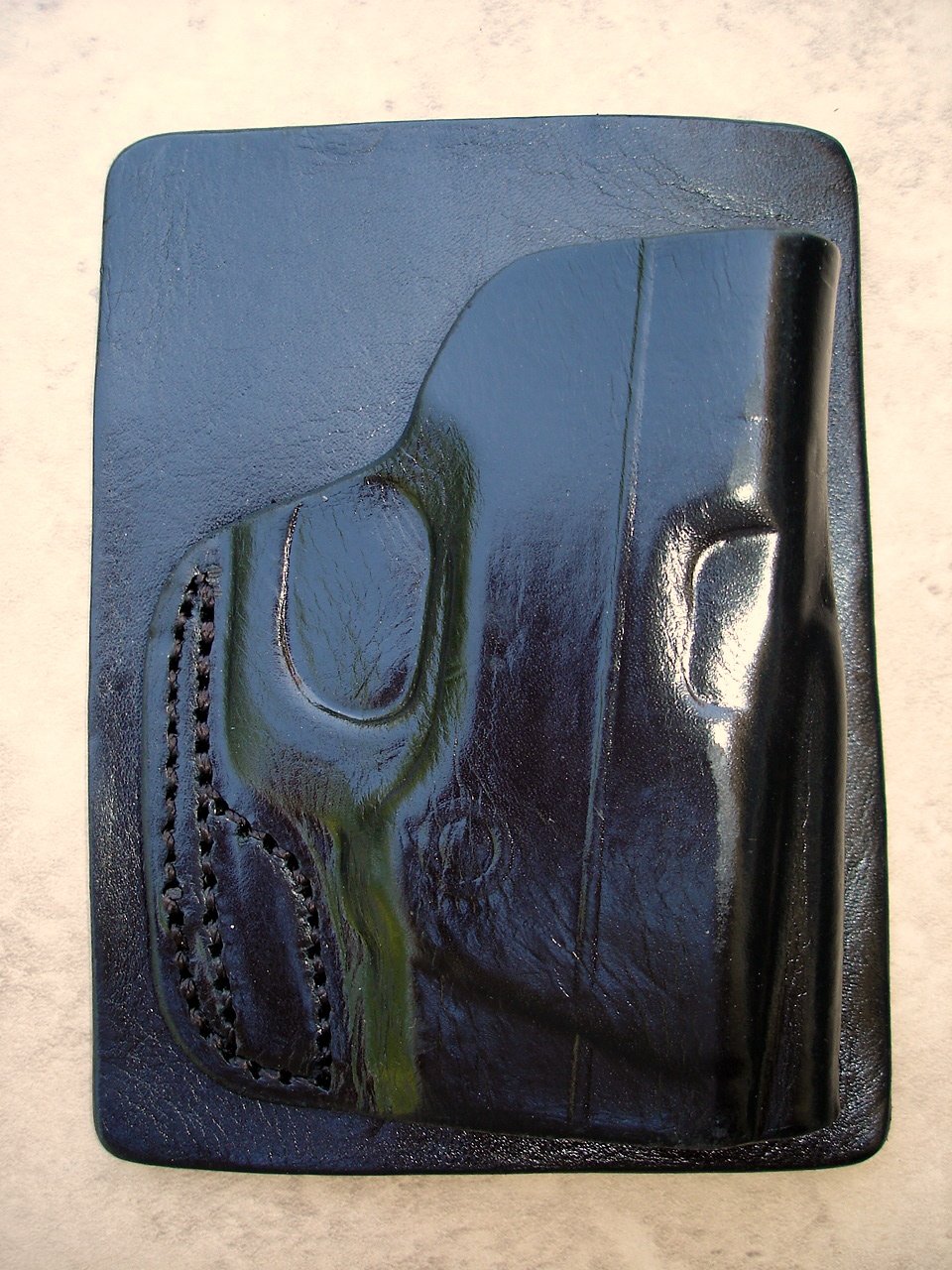 Tagua Leather Pocket/Wallet Holster for S&W BODYGUARD 380