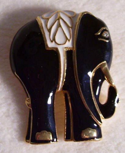 Black Elephant Pin - vintage