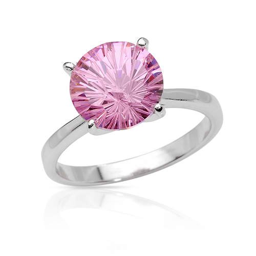 Stunning Ring with 8.12ctw Cubic Zirconia Made in 925 Sterling Silver