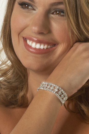 Diamond Center Rhinestone Bracelet