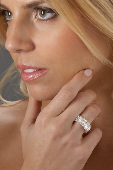 3-Row Stretch Rhinestone Ring