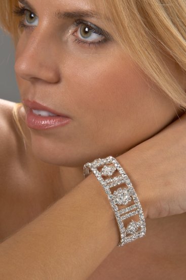 Circle-in-the-Square Stretch Rhinestone Bracelet