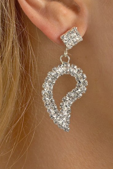 Tear Drop Rhinestone Earrings
