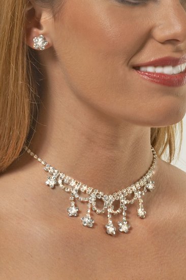 Crystal Flowered Rhinestone Necklace Set