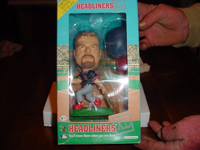 Headliner 1of 20,000 1998 Sereis Mark McGuire