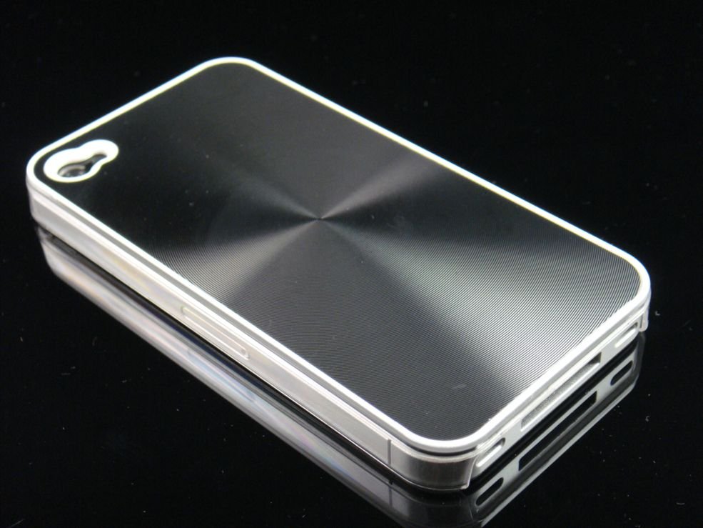 Hard Plastic Aluminum Finish Back Cover Case for Apple iPhone 4 - Black