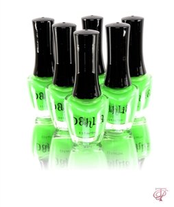 DAHLIA COSMETICS NAIL LACQUER POLISH IN NEON GREEN 0.5 FL. OZ