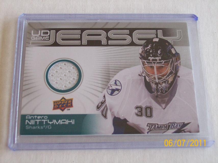 2010-11 Upper Deck Hockey Series 1 - Game Jersey #GJ-AN - Antero Niittymaki
