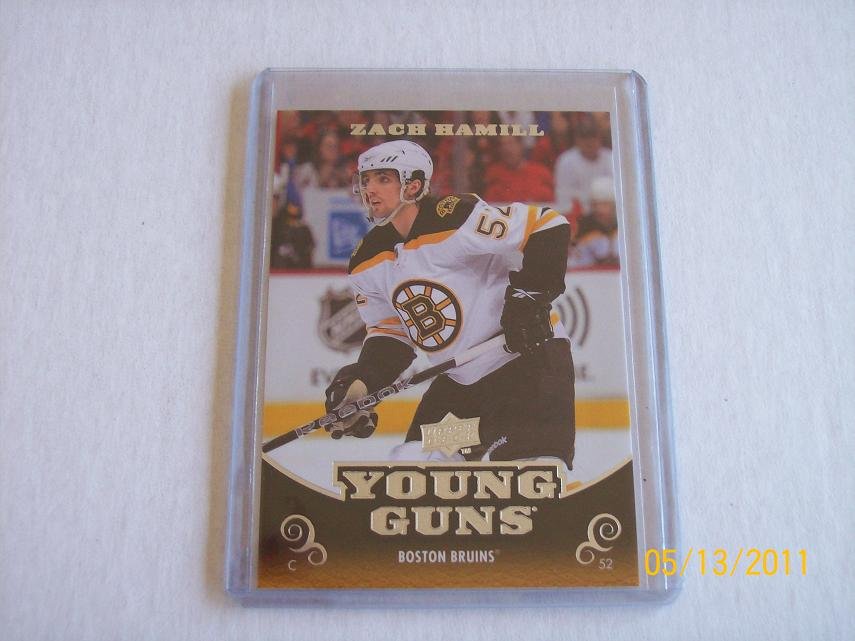 2010-11 Upper Deck Hockey Series 1 - Young Guns #206 - Zach Hamill
